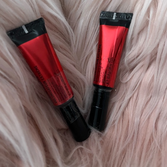 NEW Lot of 2 Victoria's Secret Extreme Lip Plumper Lip Gloss Knockout Red - Picture 2 of 8